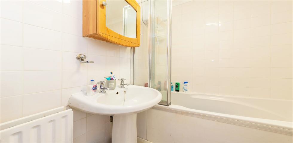 			ROOF TERRACE , 2 Bedroom, 1 bath, 1 reception Flat			 Loveridge Road, WEST HAMPSTEAD